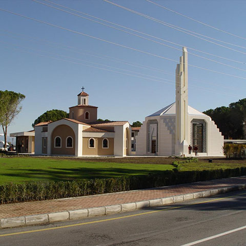 ベレキ・ベテュヤプ宗教団体の庭ジャーミー