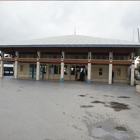 バクルキョイ/ジェザイルリ・ハサンパシャ フェリーターミナル